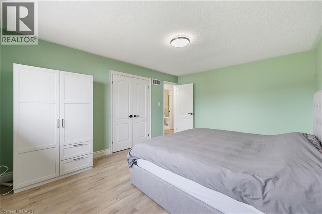 58 KILBOURN AVENUE Image 26