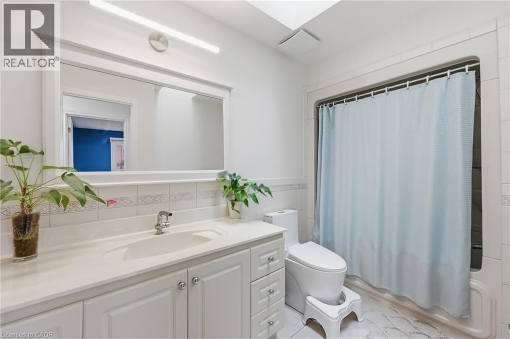 58 KILBOURN AVENUE Image 28