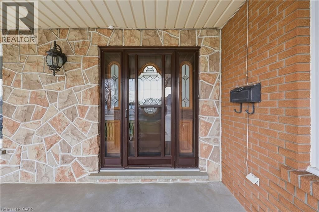 58 KILBOURN AVENUE Image 9