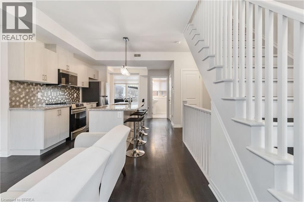 60 - 2 WILLOW STREET Image 7