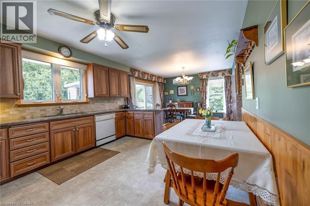 7186 MIDDLEBROOK ROAD Image 16