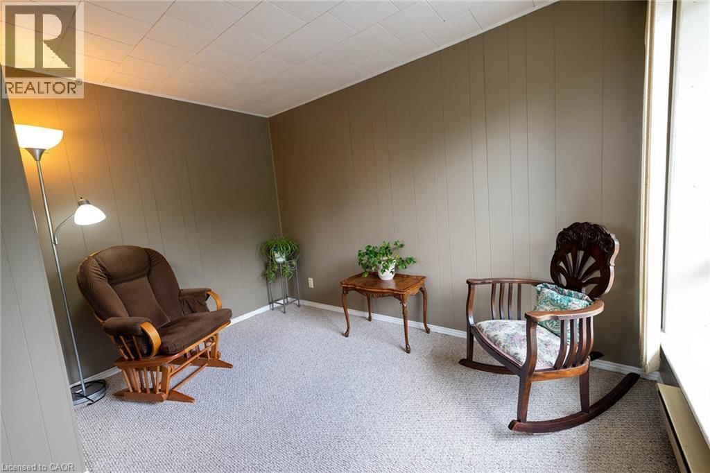 7186 MIDDLEBROOK ROAD Image 31