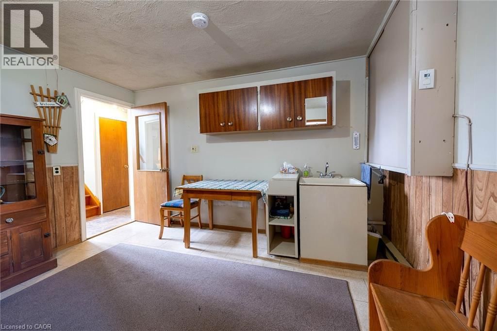 7186 MIDDLEBROOK ROAD Image 38