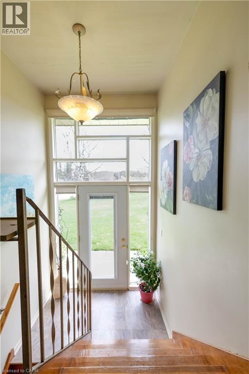 7186 MIDDLEBROOK ROAD Image 9