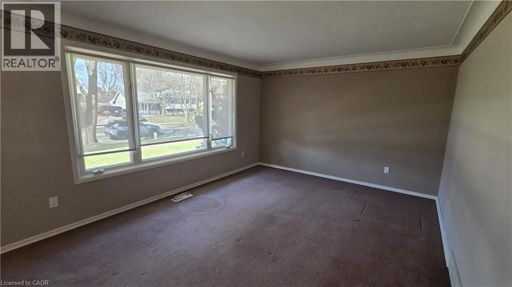 35 BRADLEY DRIVE Image 6