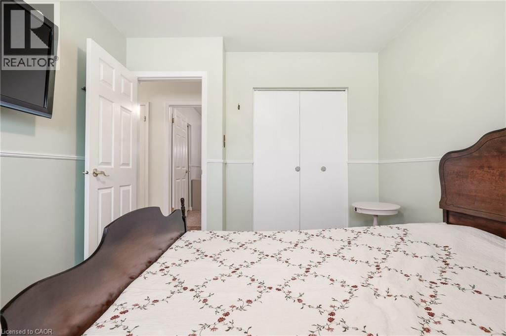 491 WARMINSTER DRIVE Image 14