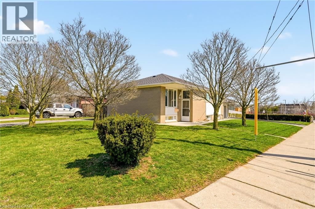 491 WARMINSTER DRIVE Image 3