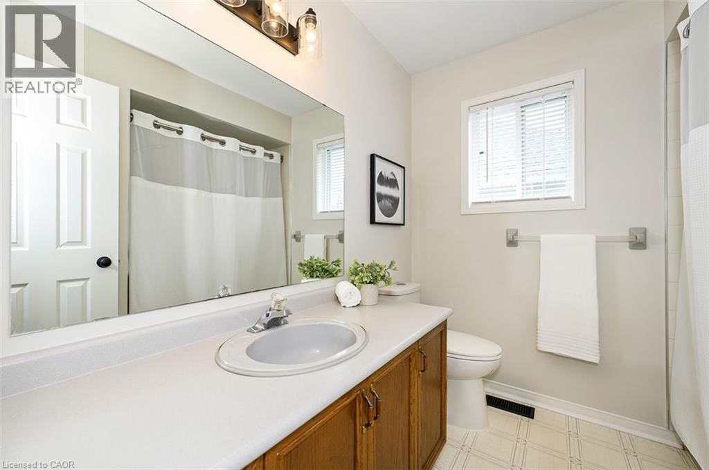 255 HILLTOP DRIVE Image 27