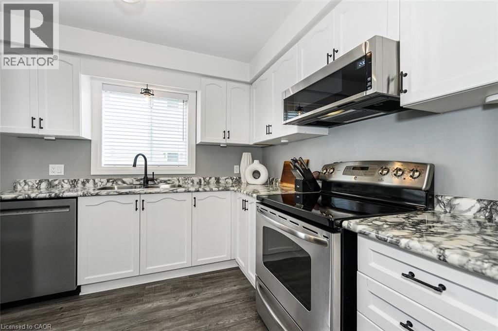 255 HILLTOP DRIVE Image 6