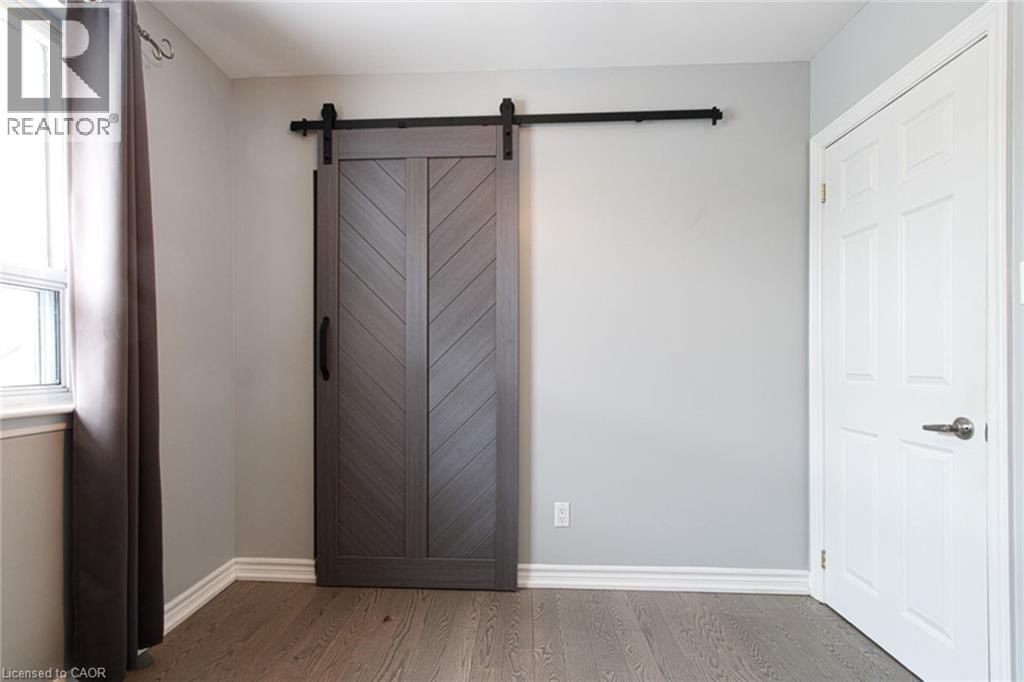 Main - 1601 SANDGATE CRESCENT Image 17