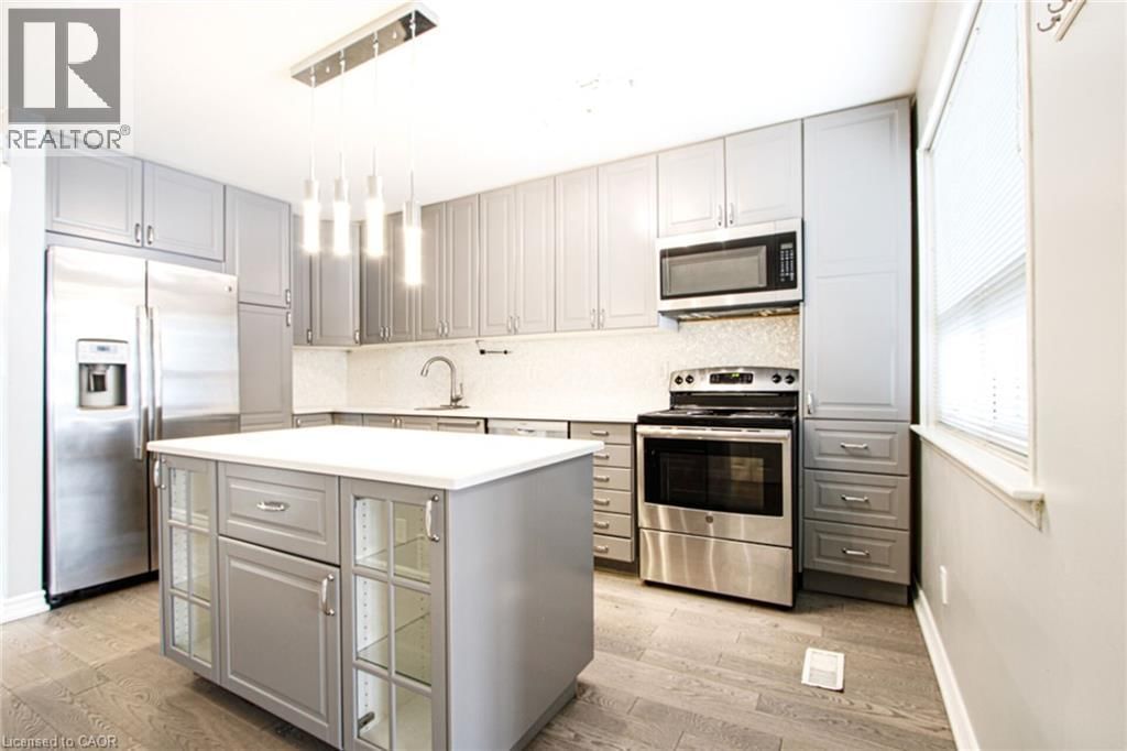 Main - 1601 SANDGATE CRESCENT Image 6