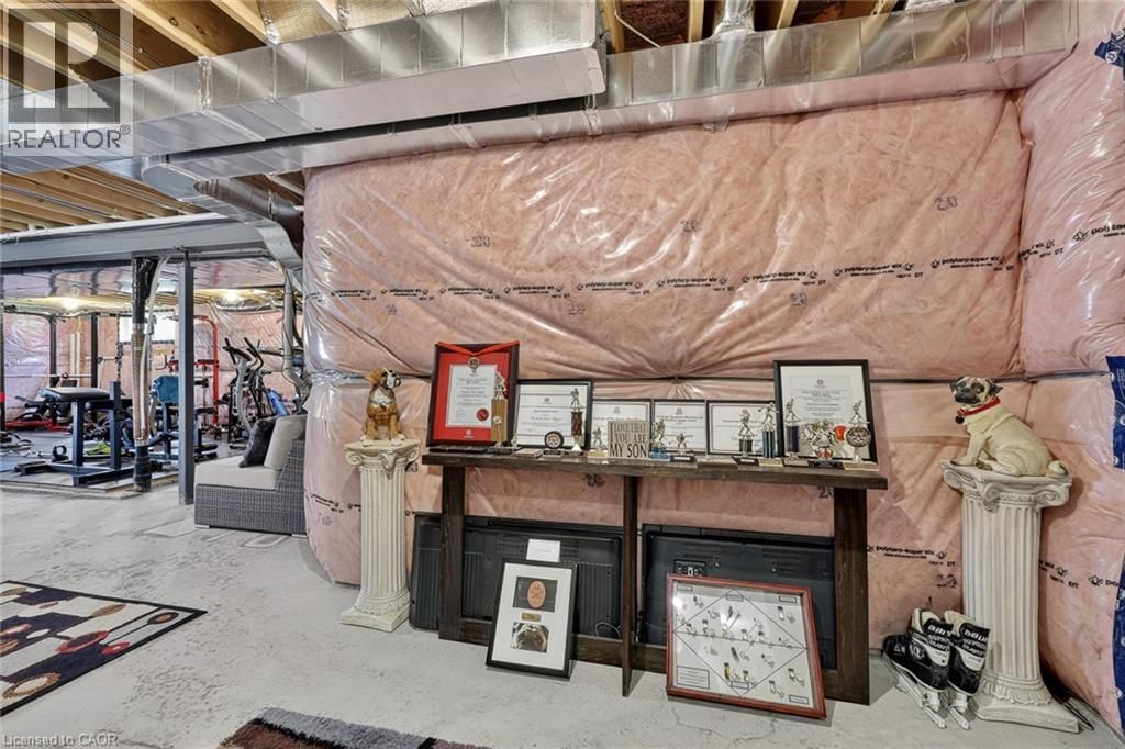 349 MASTERS DRIVE Image 40