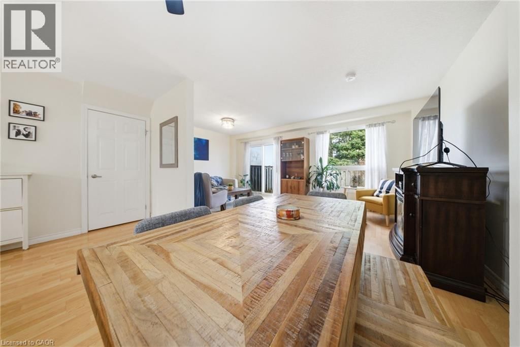 41 - 32 MOWAT BOULEVARD Image 10