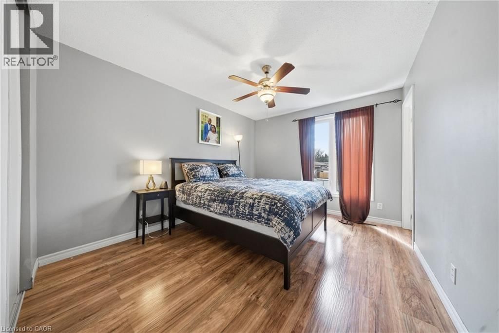 41 - 32 MOWAT BOULEVARD Image 14