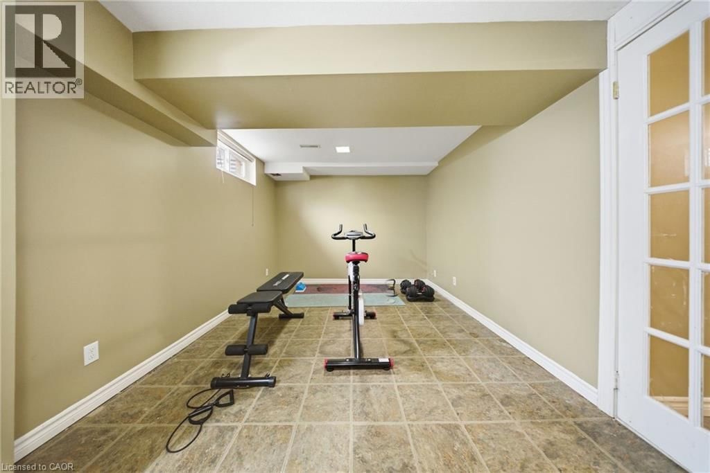 41 - 32 MOWAT BOULEVARD Image 18