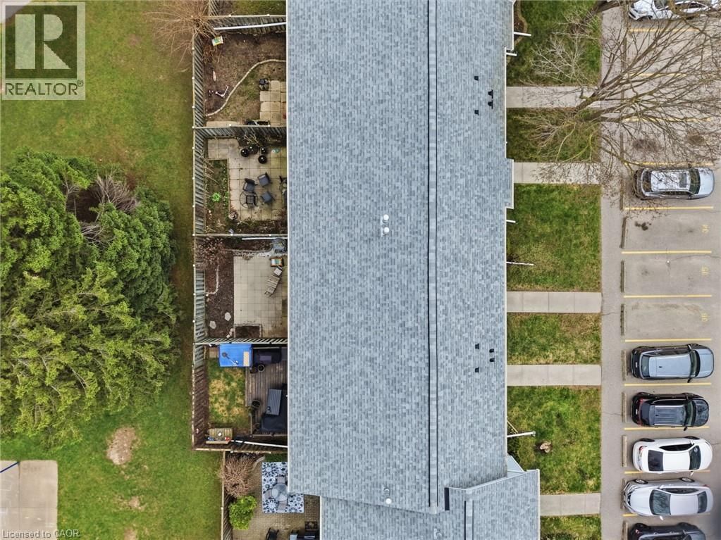 41 - 32 MOWAT BOULEVARD Image 21