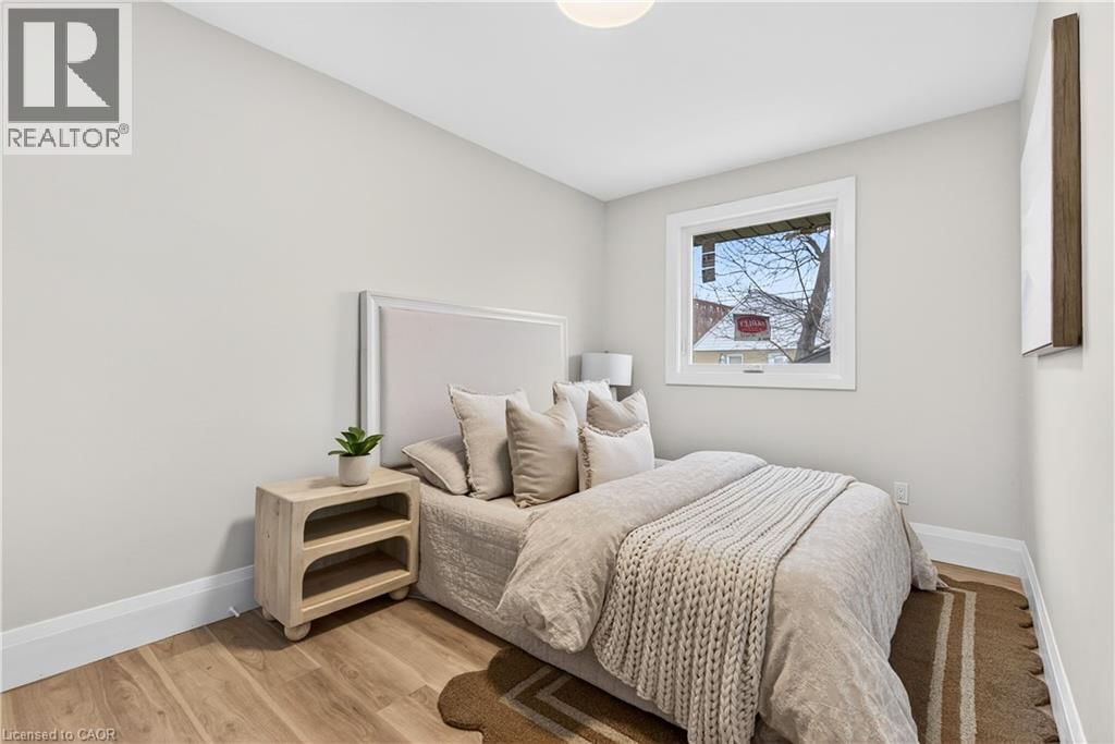 Upper - 330 EAST 15TH STREET Image 17