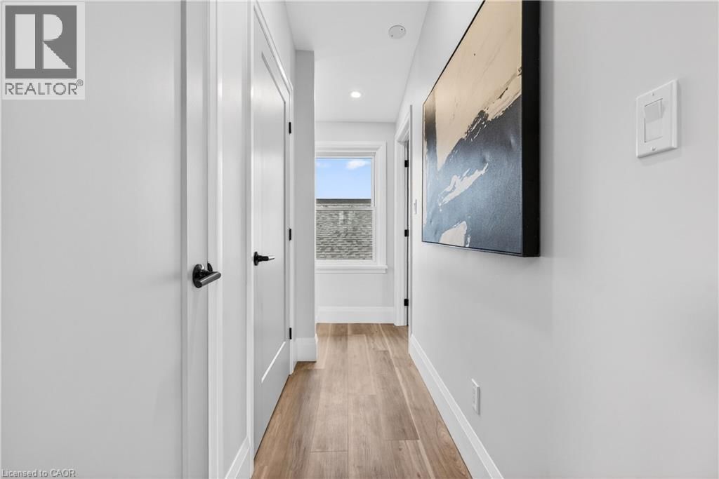 Upper - 330 EAST 15TH STREET Image 26