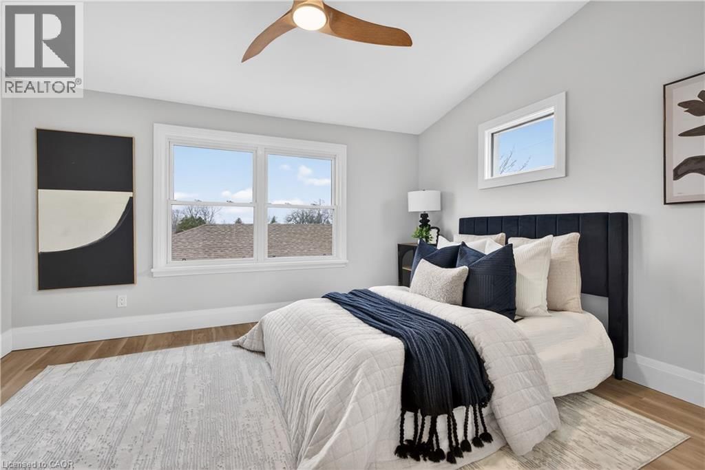 Upper - 330 EAST 15TH STREET Image 27