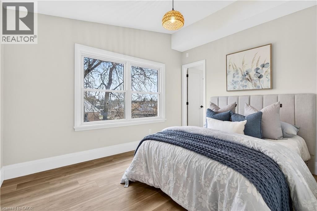 Upper - 330 EAST 15TH STREET Image 31