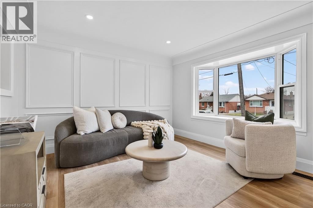 Upper - 330 EAST 15TH STREET Image 6