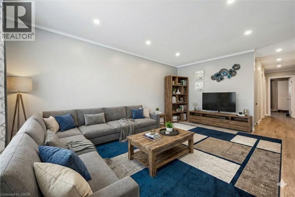 263 THE COUNTRY WAY Image 22