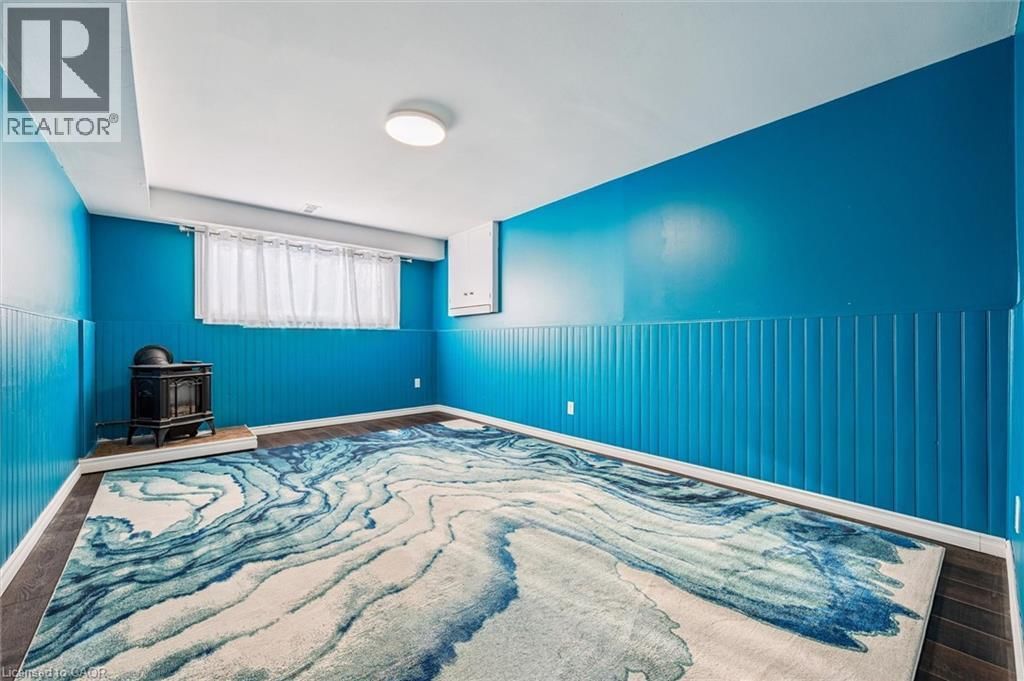 263 THE COUNTRY WAY Image 35