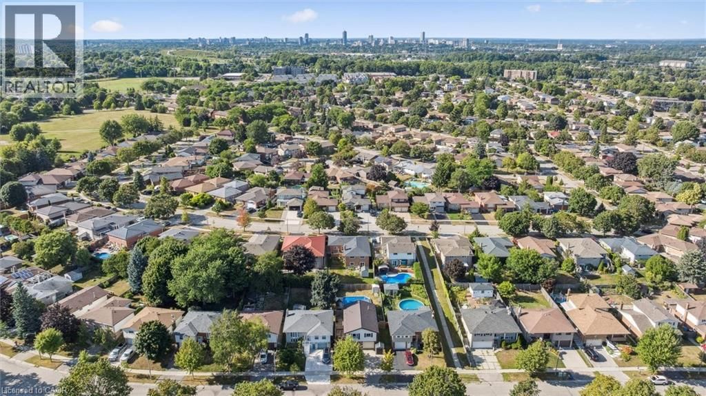 263 THE COUNTRY WAY Image 45