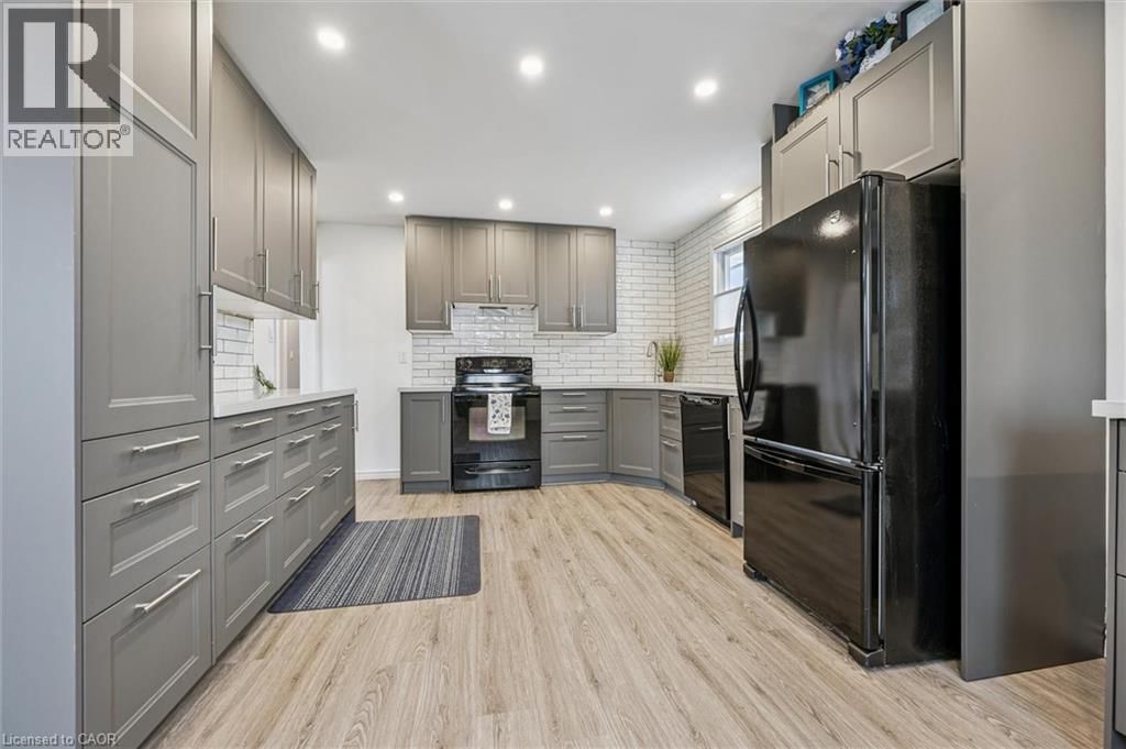 263 THE COUNTRY WAY Image 7