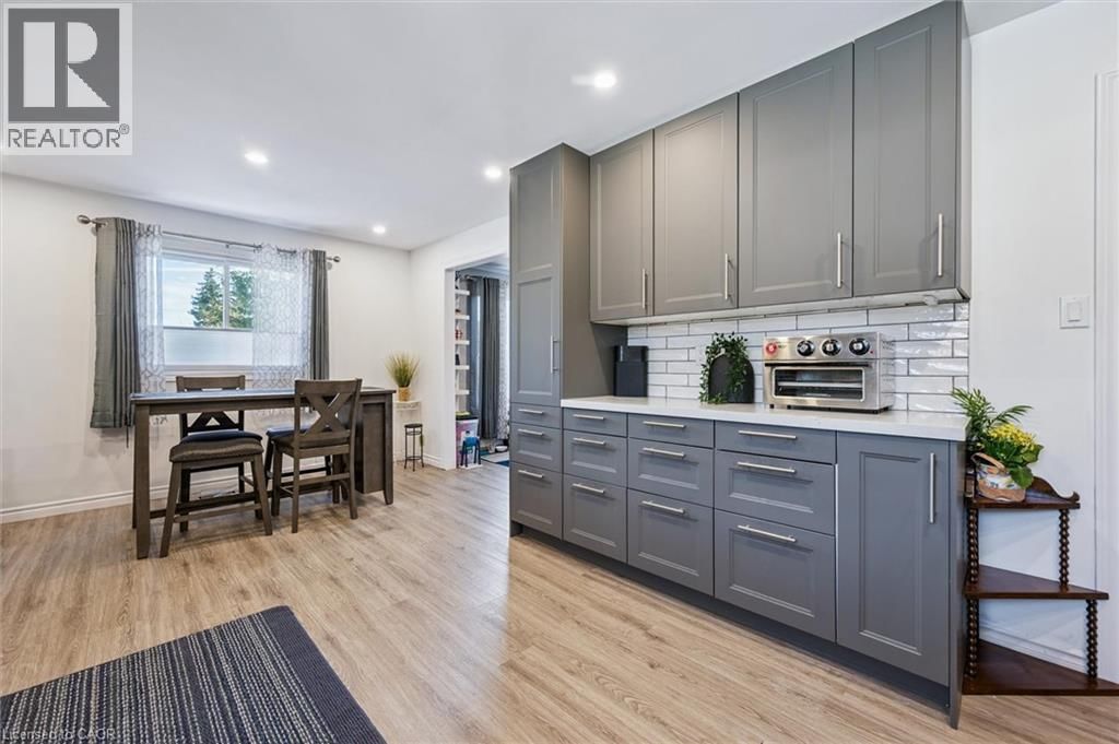 263 THE COUNTRY WAY Image 8