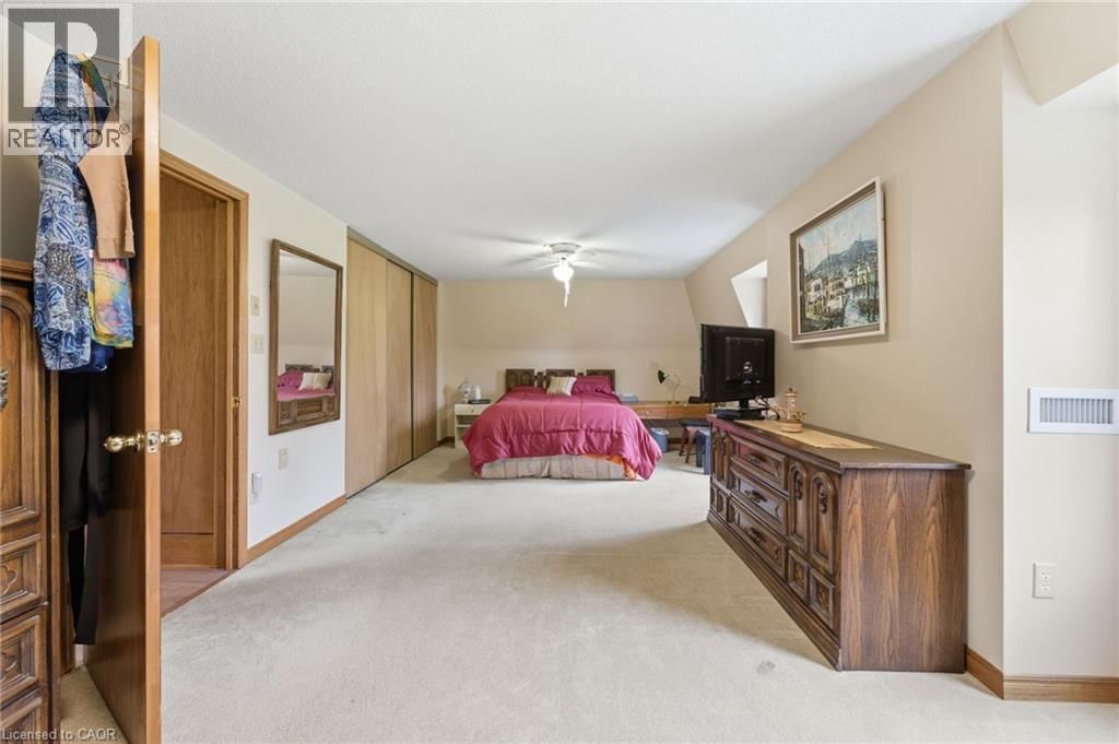 130 HIGHWAY 8 Image 16