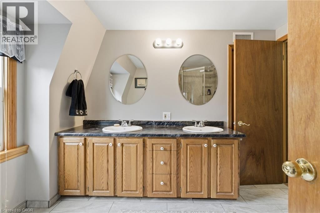 130 HIGHWAY 8 Image 18