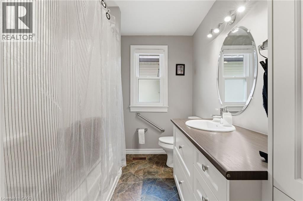 130 HIGHWAY 8 Image 25