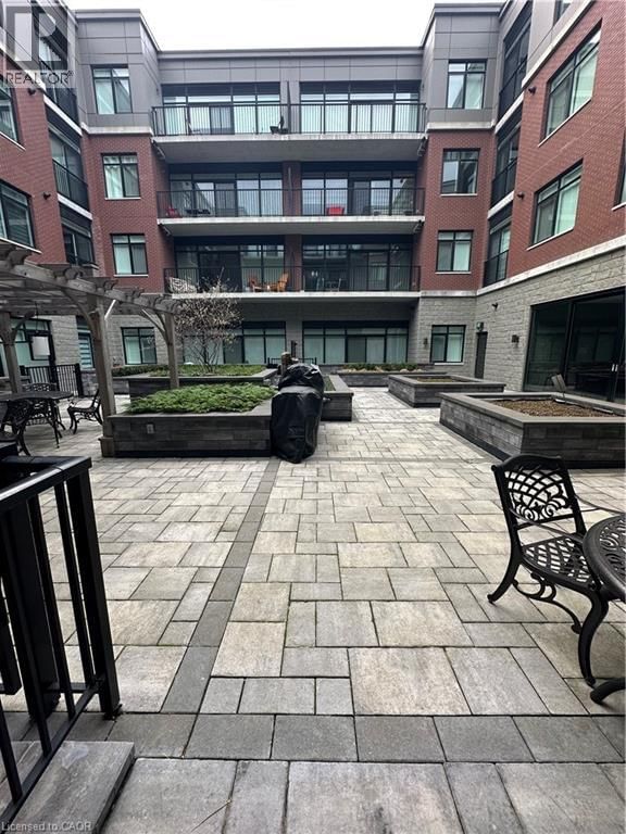 202 - 1 REDFERN AVENUE Image 20