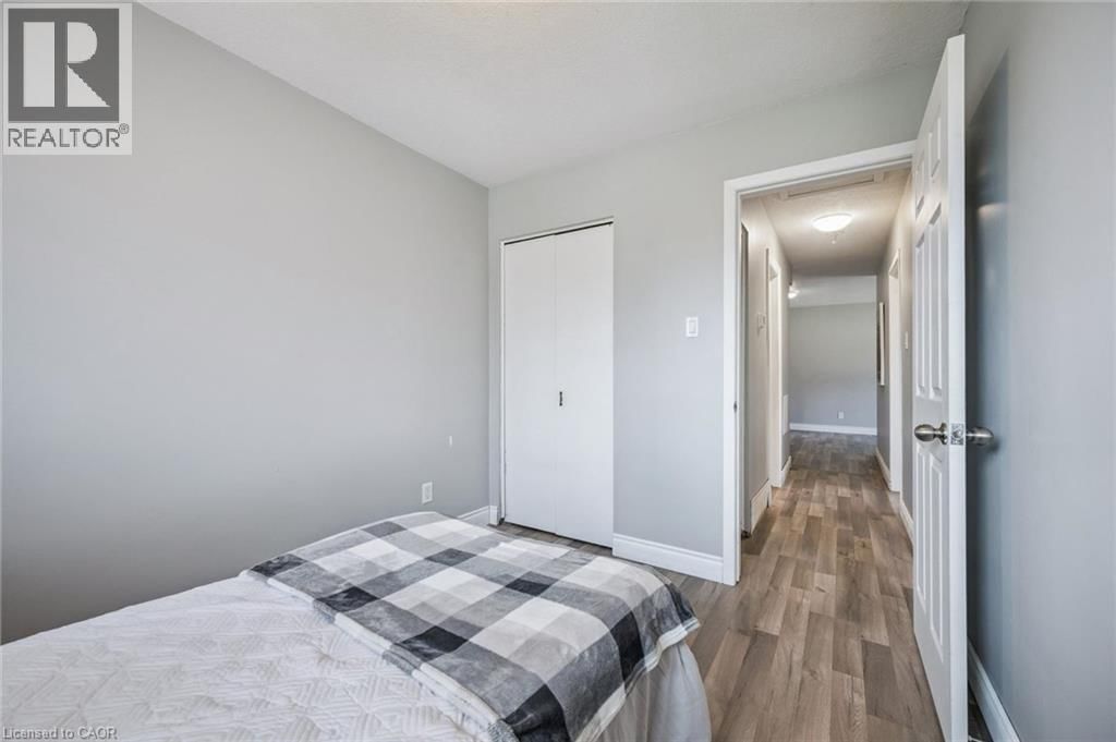 27 VICMOUNT DRIVE Image 19