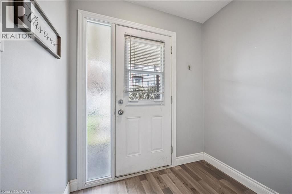 27 VICMOUNT DRIVE Image 5