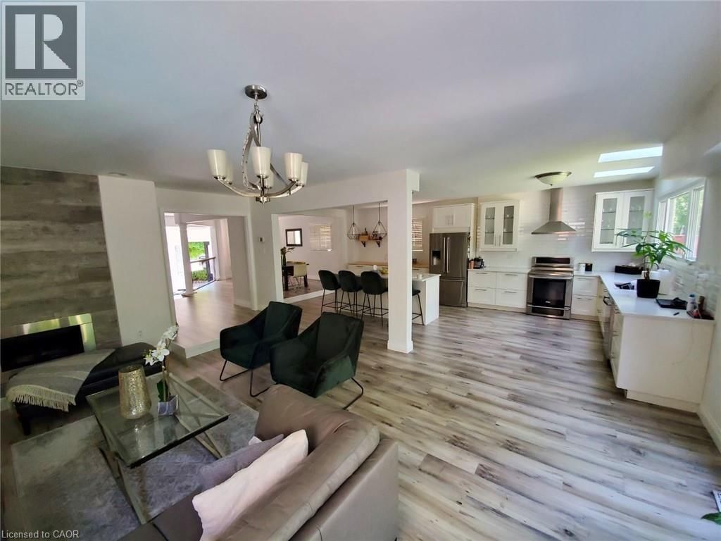 73 WATERFORD CRESCENT Image 6