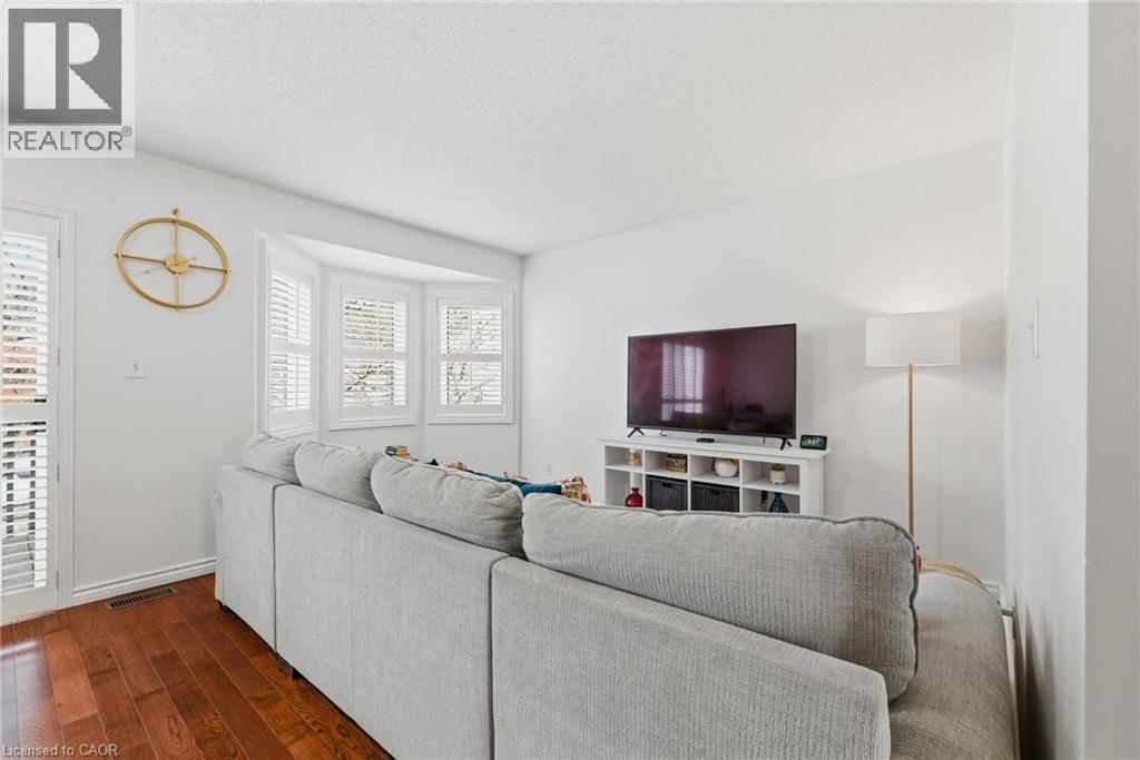 31 - 245 BISHOP STREET SOUTH Image 10