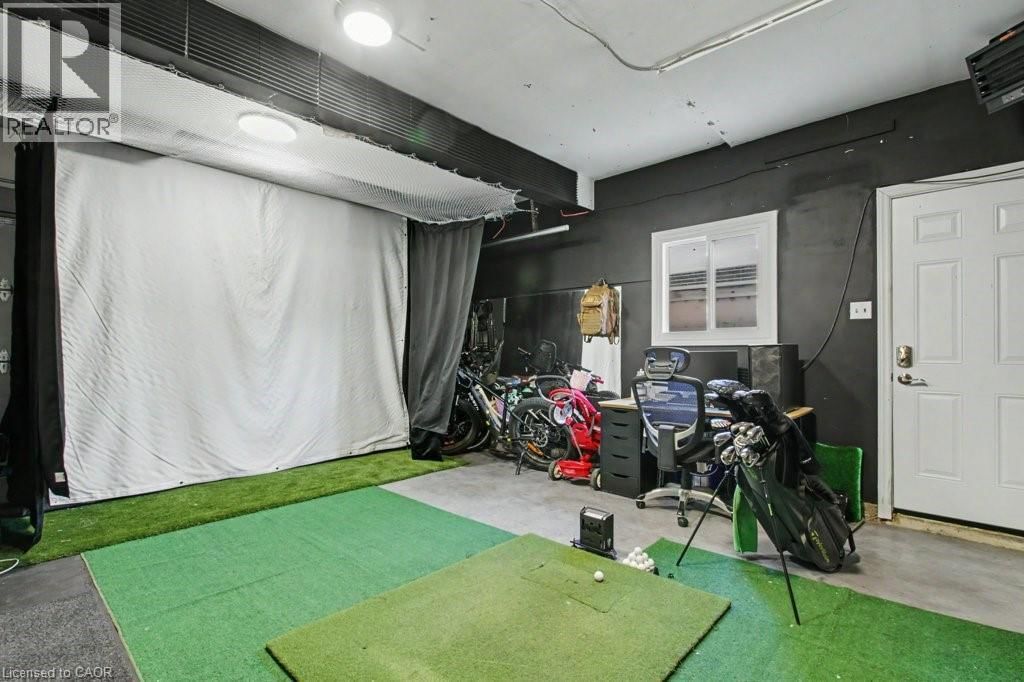 71 ESTHER AVENUE Image 30