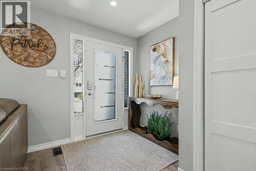 71 ESTHER AVENUE Image 6