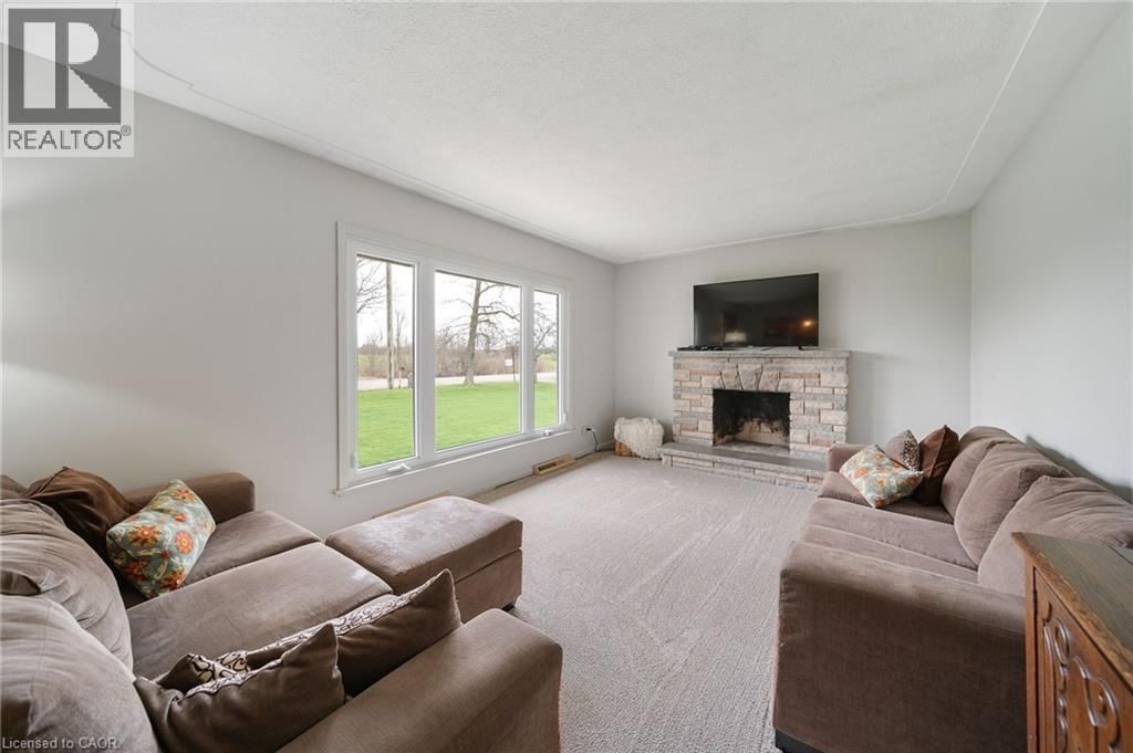 2223 HALL ROAD Image 18