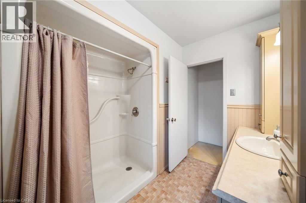 2223 HALL ROAD Image 26