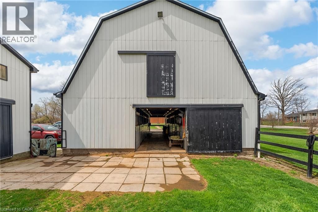 2223 HALL ROAD Image 32