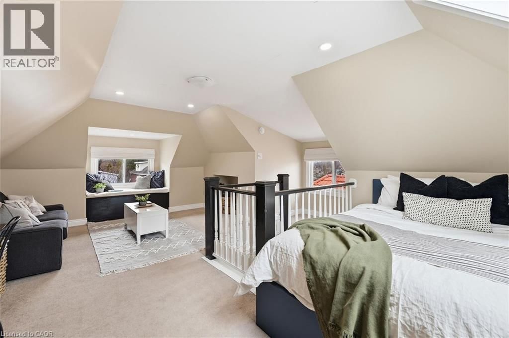 153 GRAHAM AVENUE SOUTH Image 27