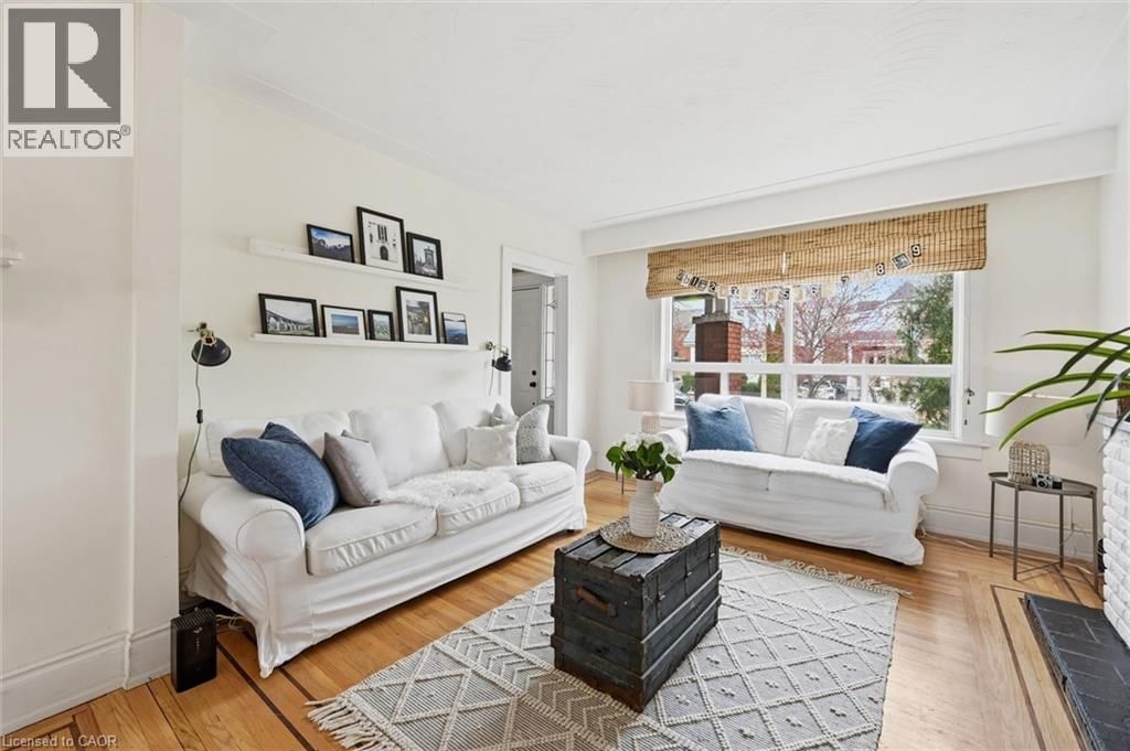 153 GRAHAM AVENUE SOUTH Image 7