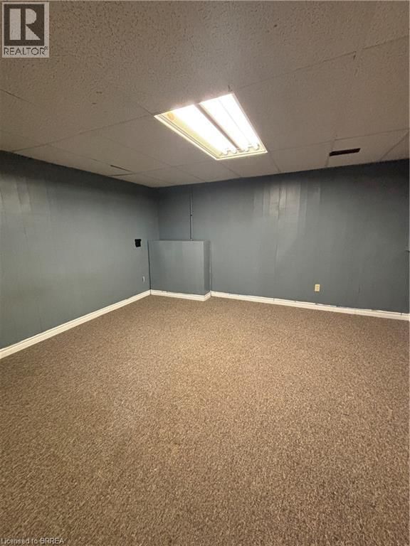 327 COLE ROAD Image 16