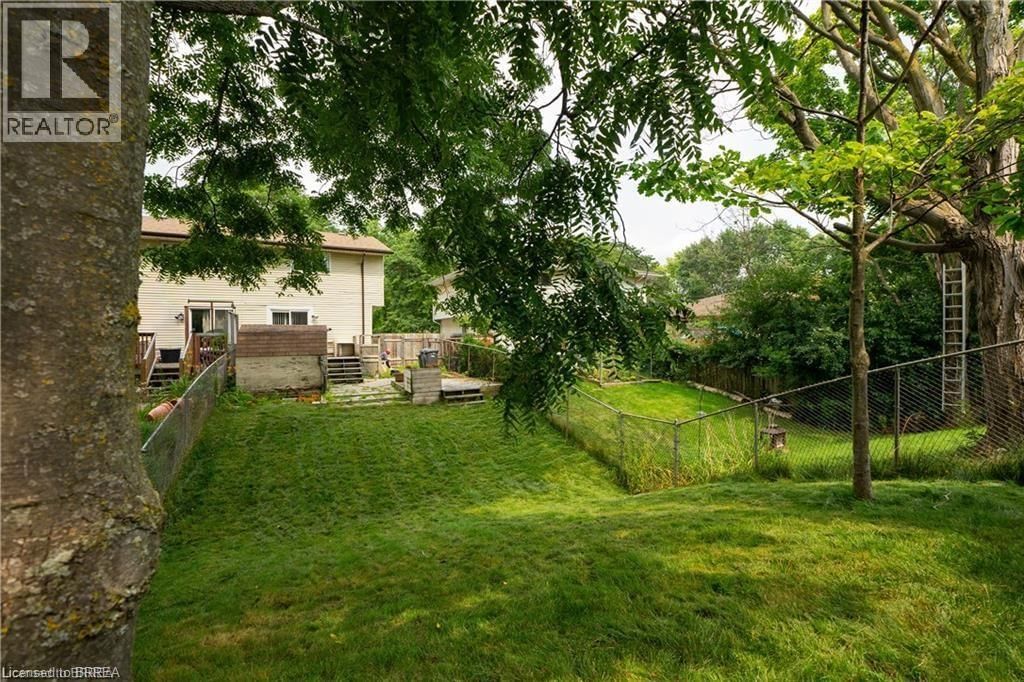 327 COLE ROAD Image 19