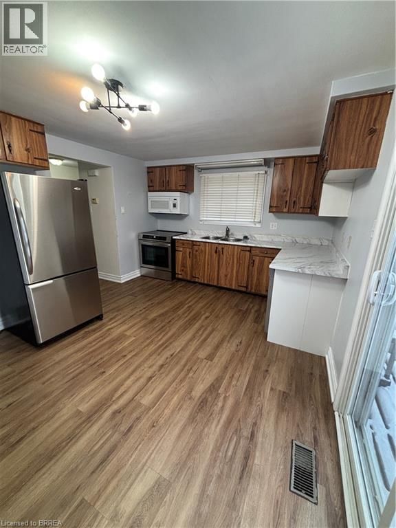 327 COLE ROAD Image 3