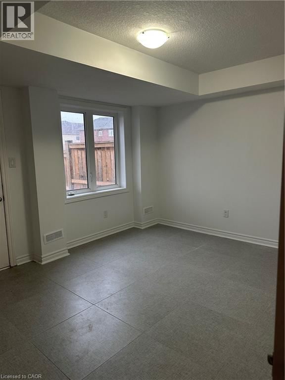 51 MAYLAND TRAIL Image 12