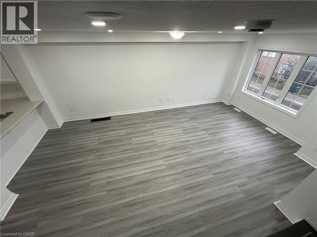 51 MAYLAND TRAIL Image 15